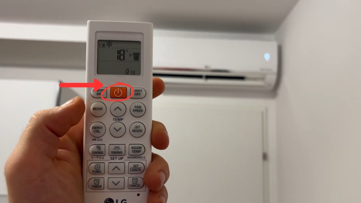 Khởi động máy bằng nút ON OFF