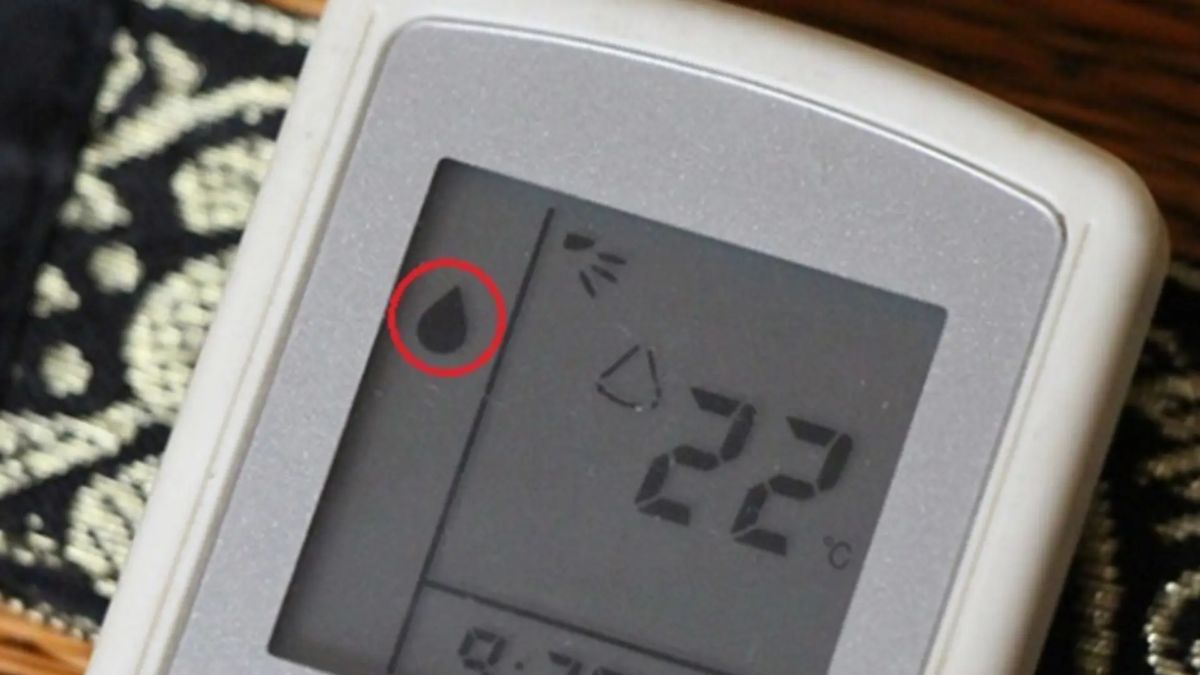 Ký hiệu Dry (Giọt nước) giúp điều chỉnh độ ẩm khi sử dụng máy lạnh
