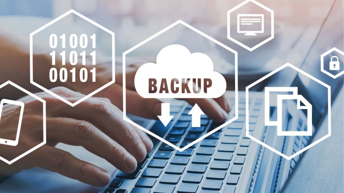 Sao lưu dữ liệu trước khi reset máy tính