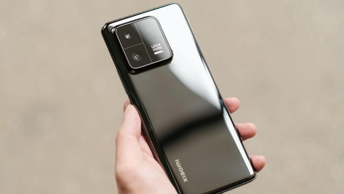 Xiaomi 13 Pro sở hữu camera tele 50MP tiêu cự 75mm