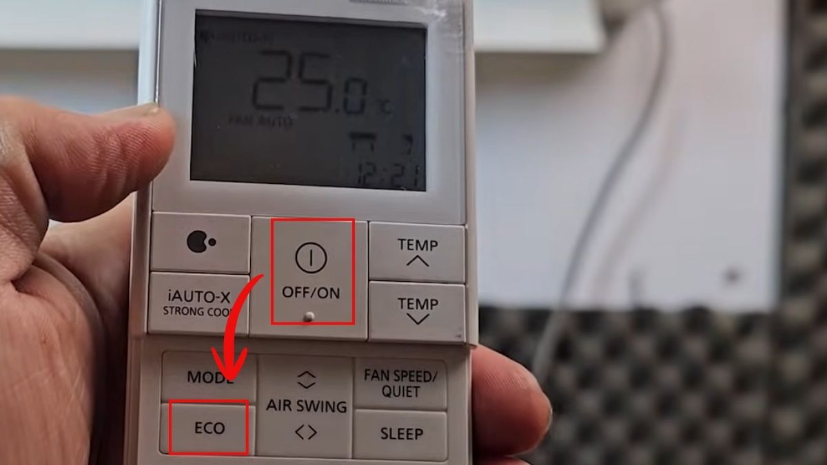 Hướng dẫn bật Eco bằng remote Panasonic bước 1