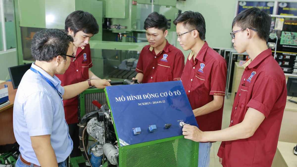 Những trường đào tạo ngành Công nghệ kỹ thuật cơ điện tử nổi tiếng