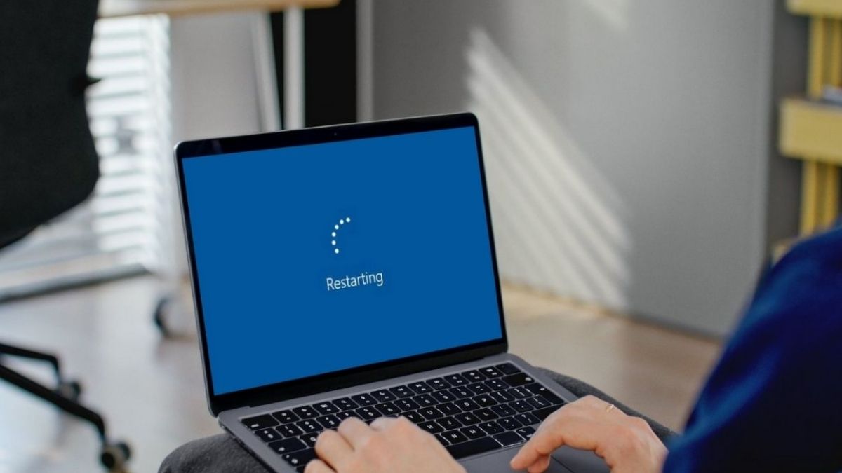 Lỗi hệ thống Windows hoặc driver bàn phím
