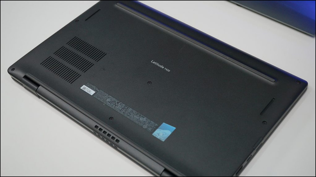 Dell vẫn duy trì đầy đủ các gói hỗ trợ driver, BIOS và bản vá bảo mật cho Latitude 7420