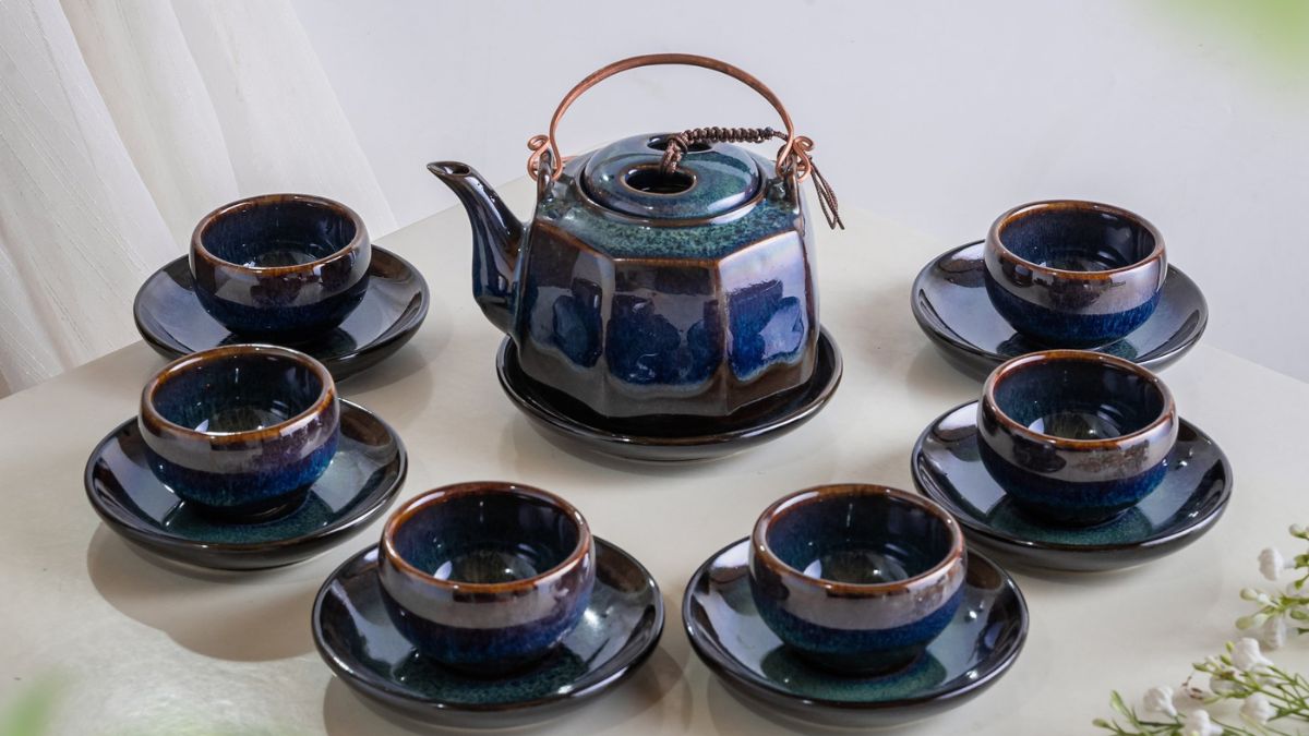 Bộ ấm chén, bộ ly cao cấp là món quà đầy ý nghĩa khi đi tất niên