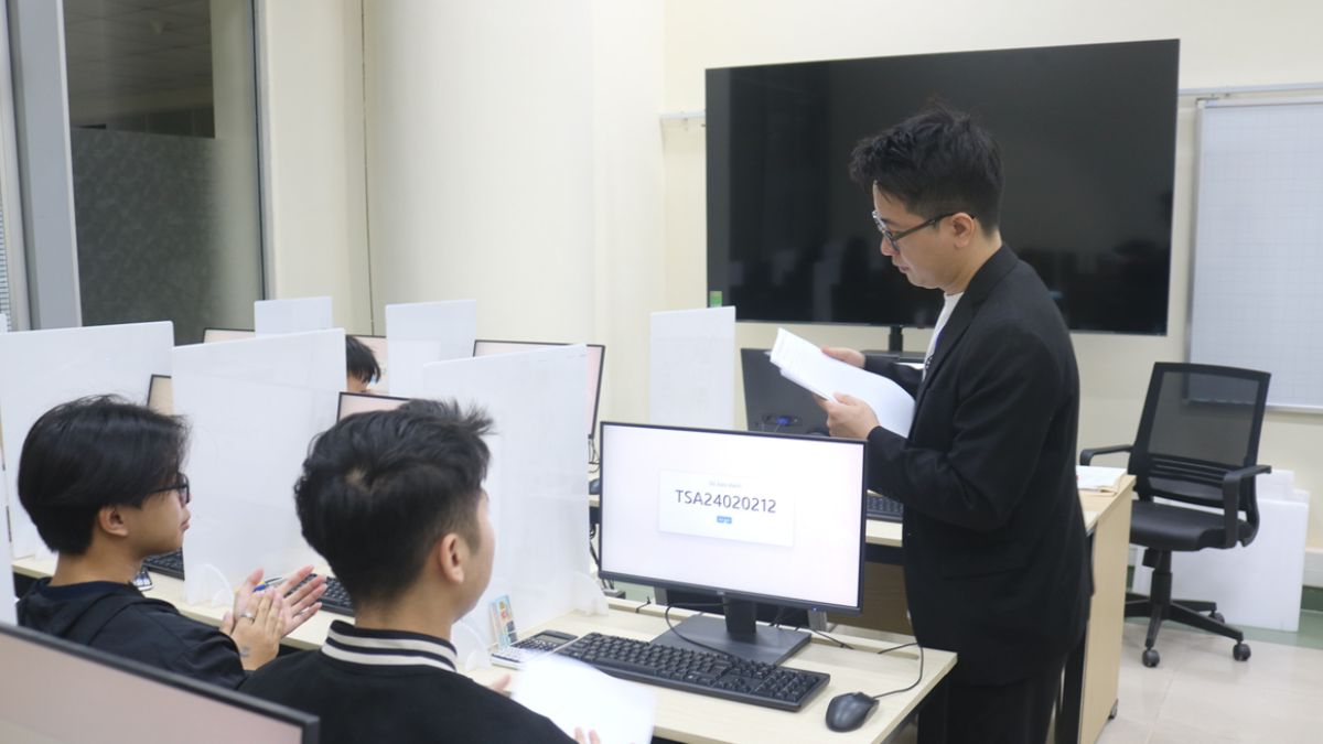 Thí sinh của phương thức đánh giá tư duy