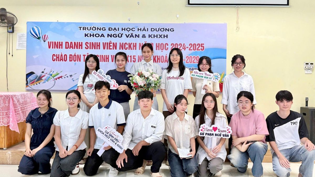Sinh viên trường Đại học Hải Dương