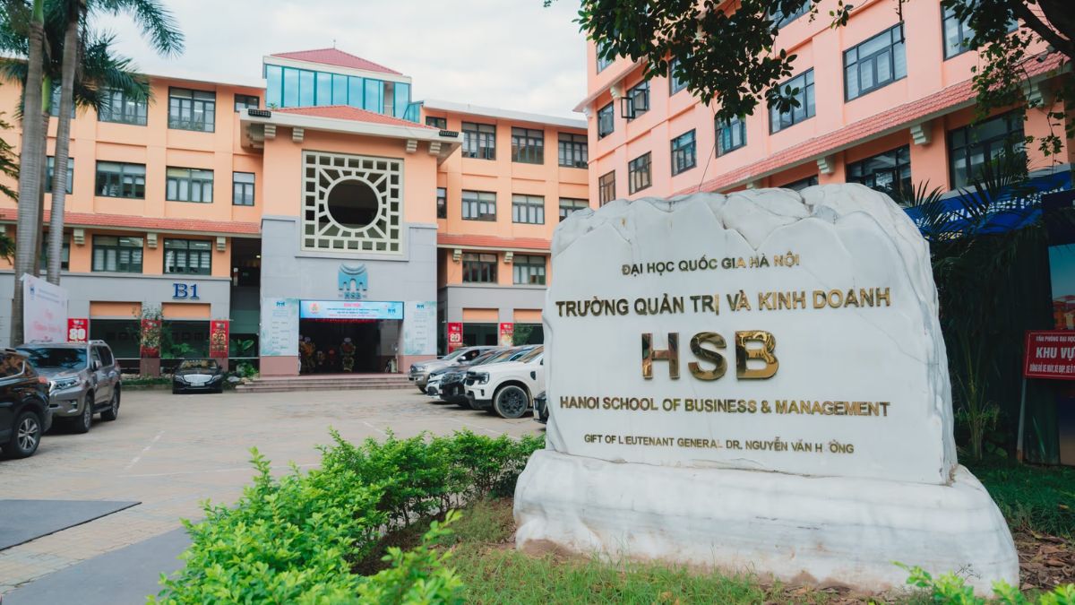 Điểm chuẩn Trường Quản trị và Kinh doanh