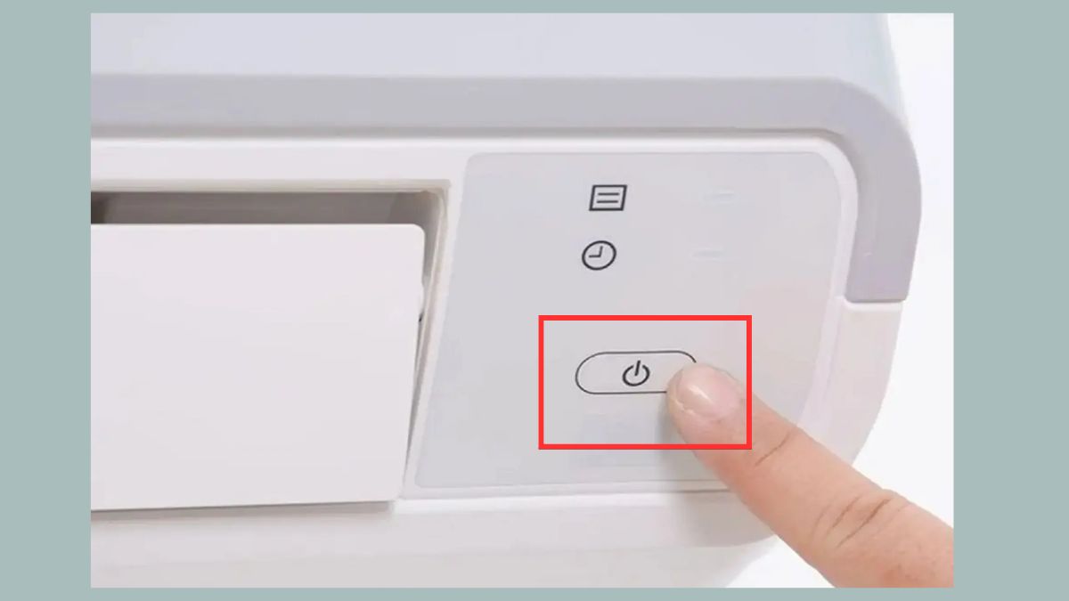 Bật điều hòa bằng nút ON OFF trên dàn lạnh