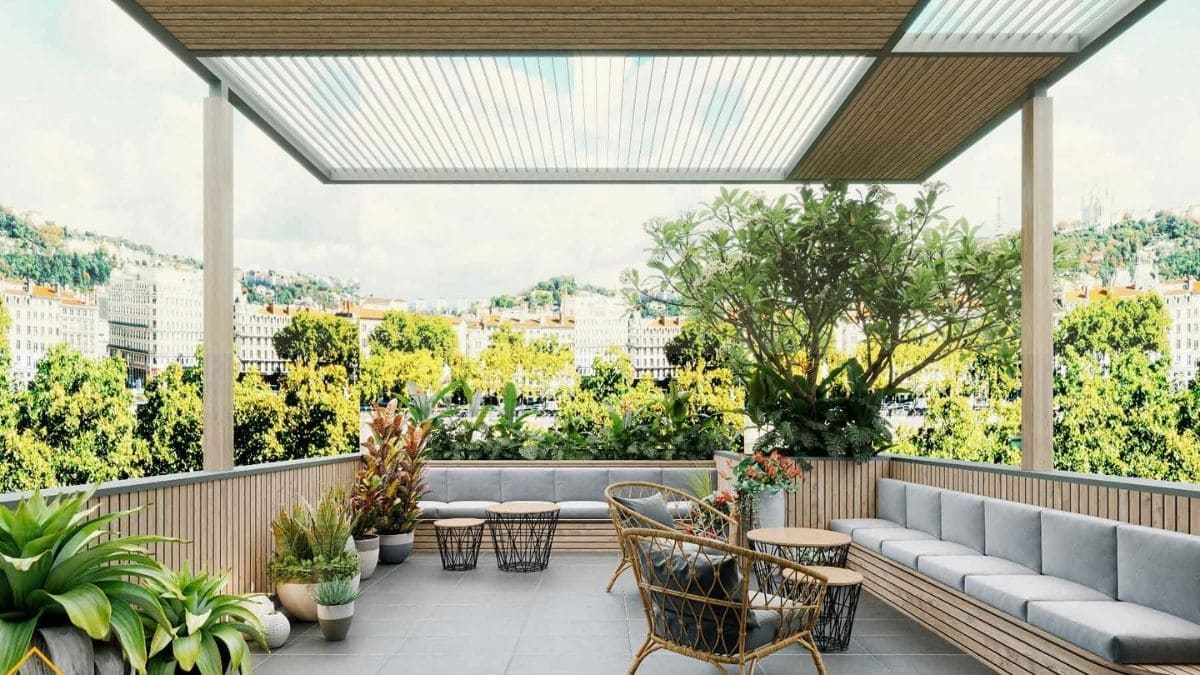 Ban công, sân thượng cũng là những điểm cần lưu ý khi dọn dẹp