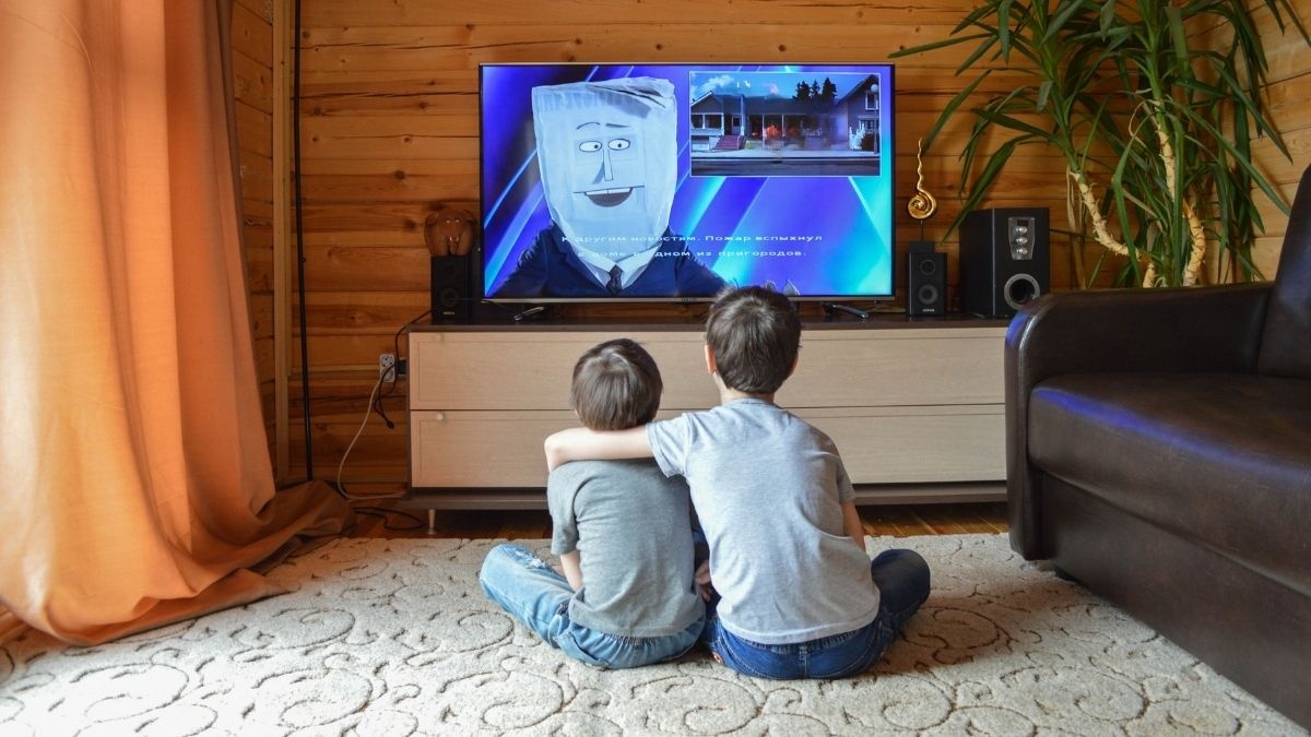 Gia đình có người cao tuổi và trẻ nhỏ nên ưu tiên sử dụng hệ điều hành Linux