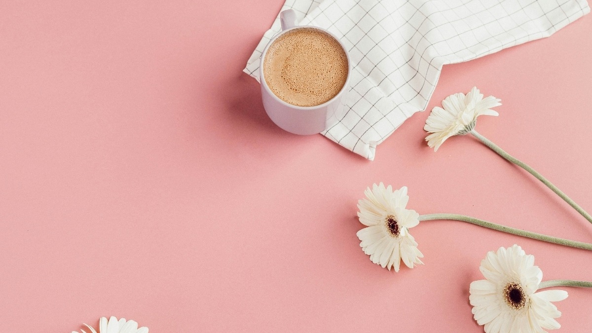 Hình nền iPad phong cách tối giản màu hồng dễ thương