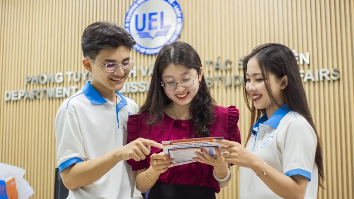 UEL hỗ trợ sinh viên vay vốn