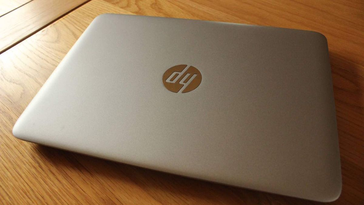 Cách kiểm tra đời máy HP EliteBook 820 G3