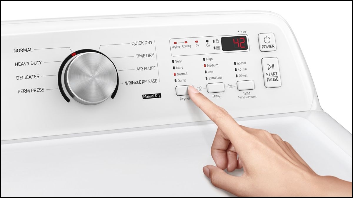 Khởi động máy và chọn chương trình sấy