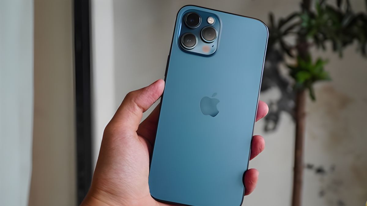 iPhone 12 Pro Max được trang bị RAM 6GB