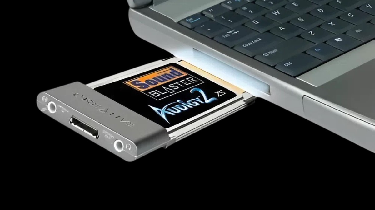 Nếu laptop Dell không có khe cắm thẻ nhớ có thể dùng đầu đọc thẻ nhớ rời