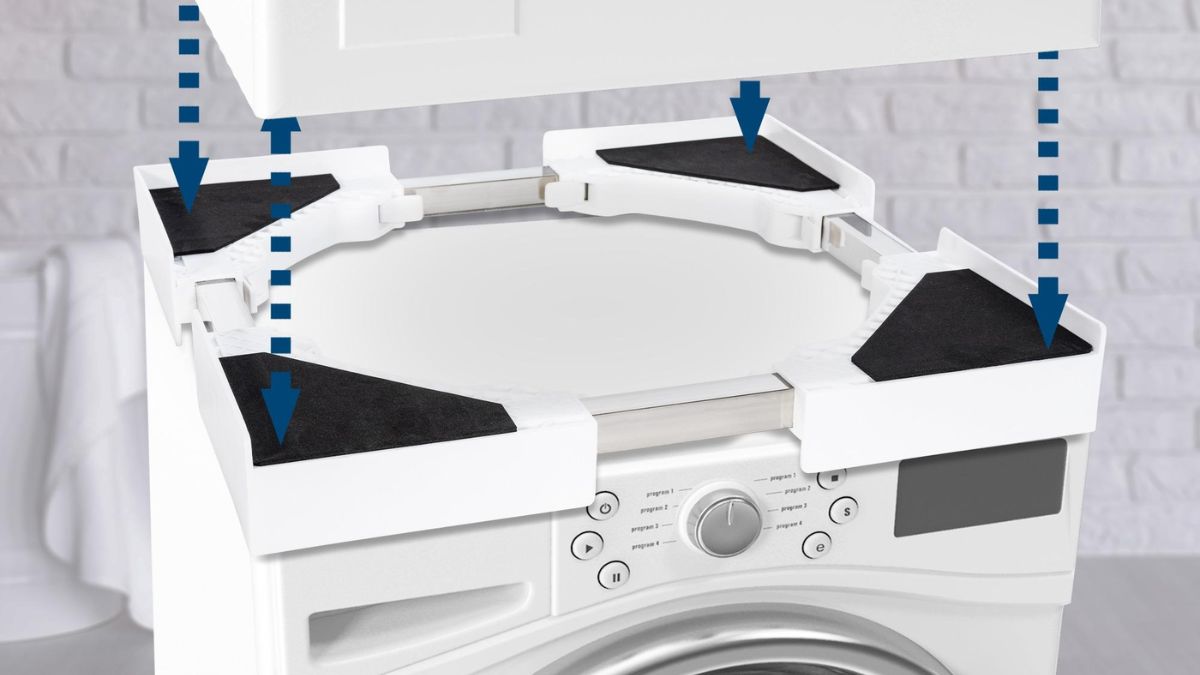 Lắp giá đỡ hoặc bộ kit xếp chồng