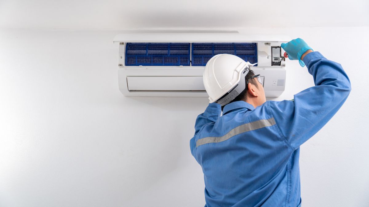 Điều chỉnh lại độ nghiêng của máy để hạn chế tình trạng bị chảy nước