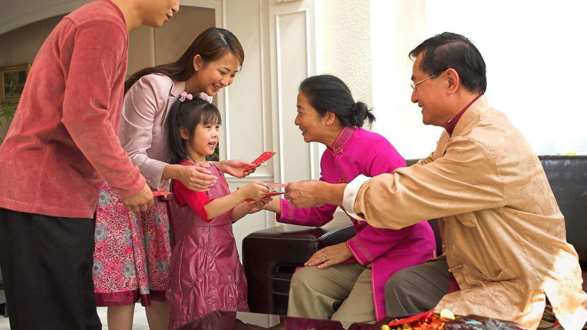 Đối với chàng rể lâu năm nên ưu tiên nhưng món quà biếu thiết thực