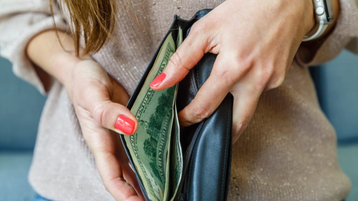 Việc mua quà Tết cũng cần phải phù hợp với ngân sách cá nhân