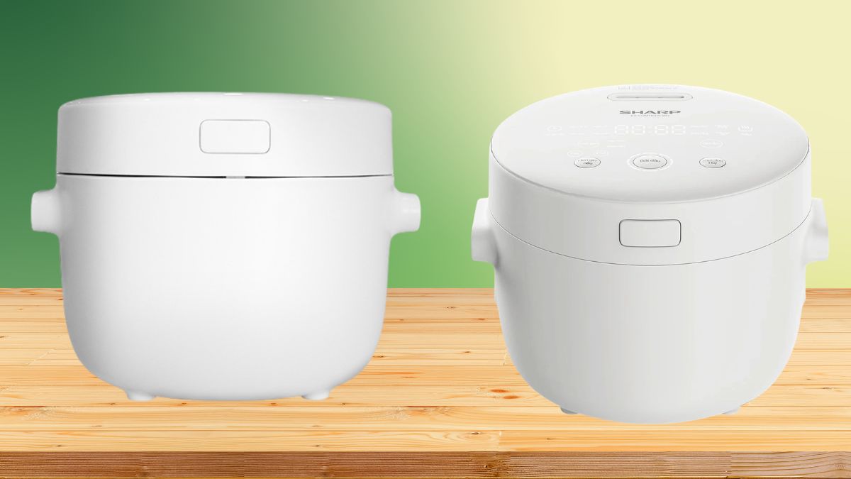 Nồi cơm điện Sharp màu trắng