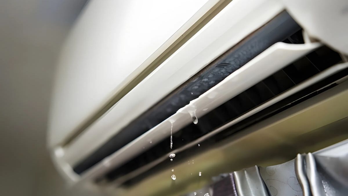 Lý do máy lạnh chảy nước