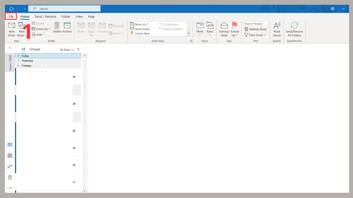 Cập nhật Outlook phiên bản mới nhất bước 1