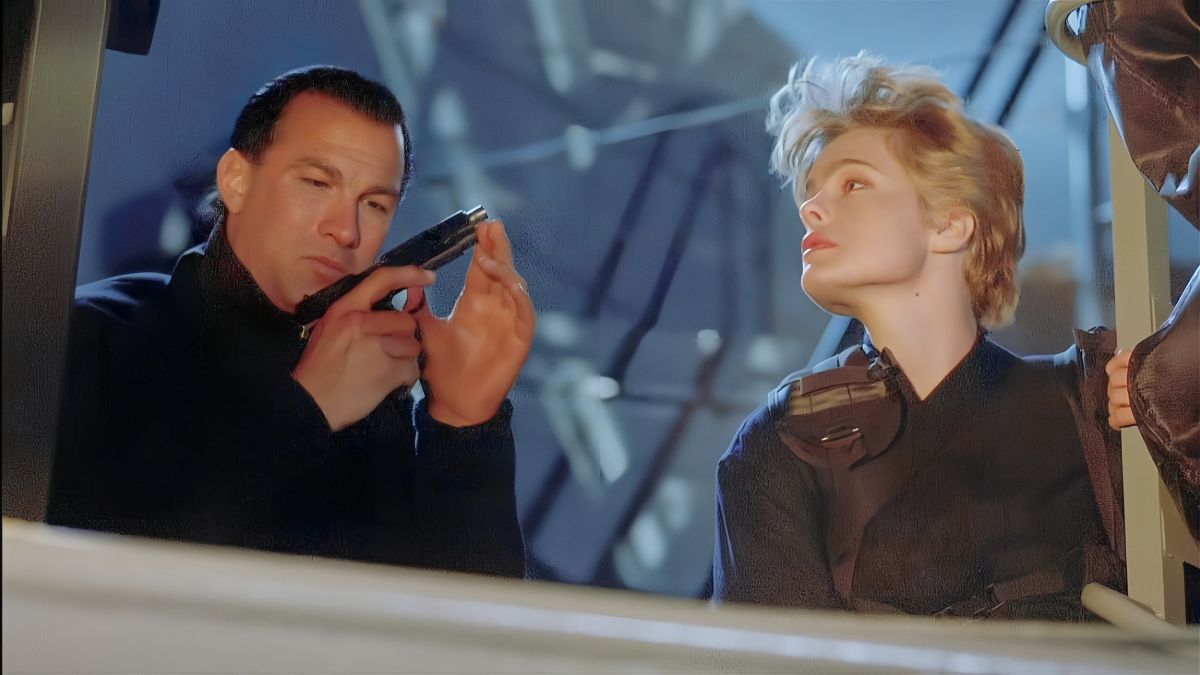 Phim của Steven Seagal đóng đáng xem Under Siege