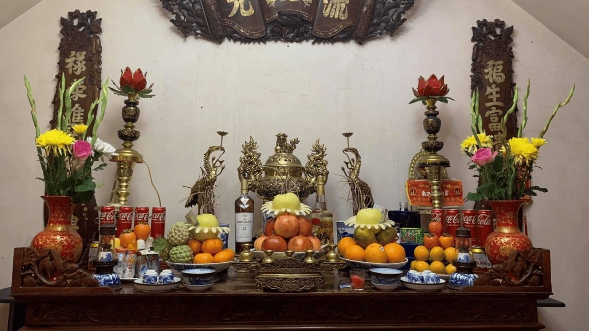 Đồ thờ cùng ngày Tết là một trong những việc ưu tiên hàng đầu khi sắm Tết