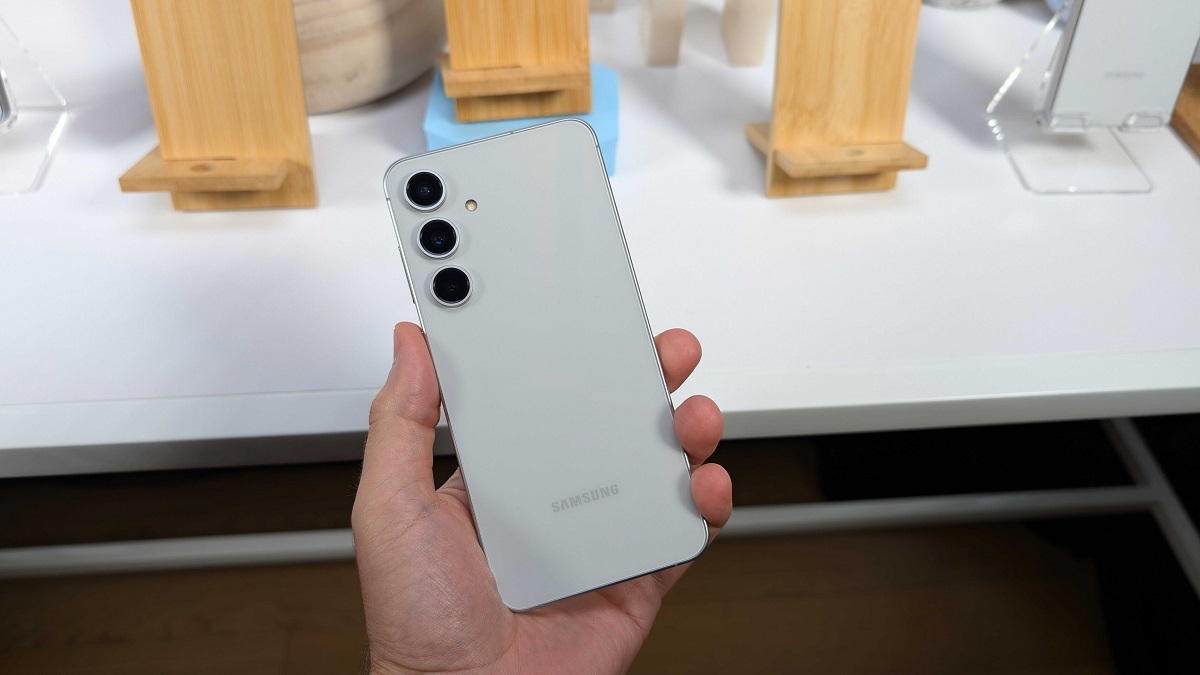 Samsung Galaxy S25 FE là phiên bản Fan Edition tiên tiến