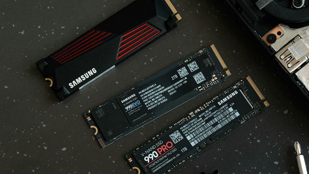 Cấu tạo của ô SSD