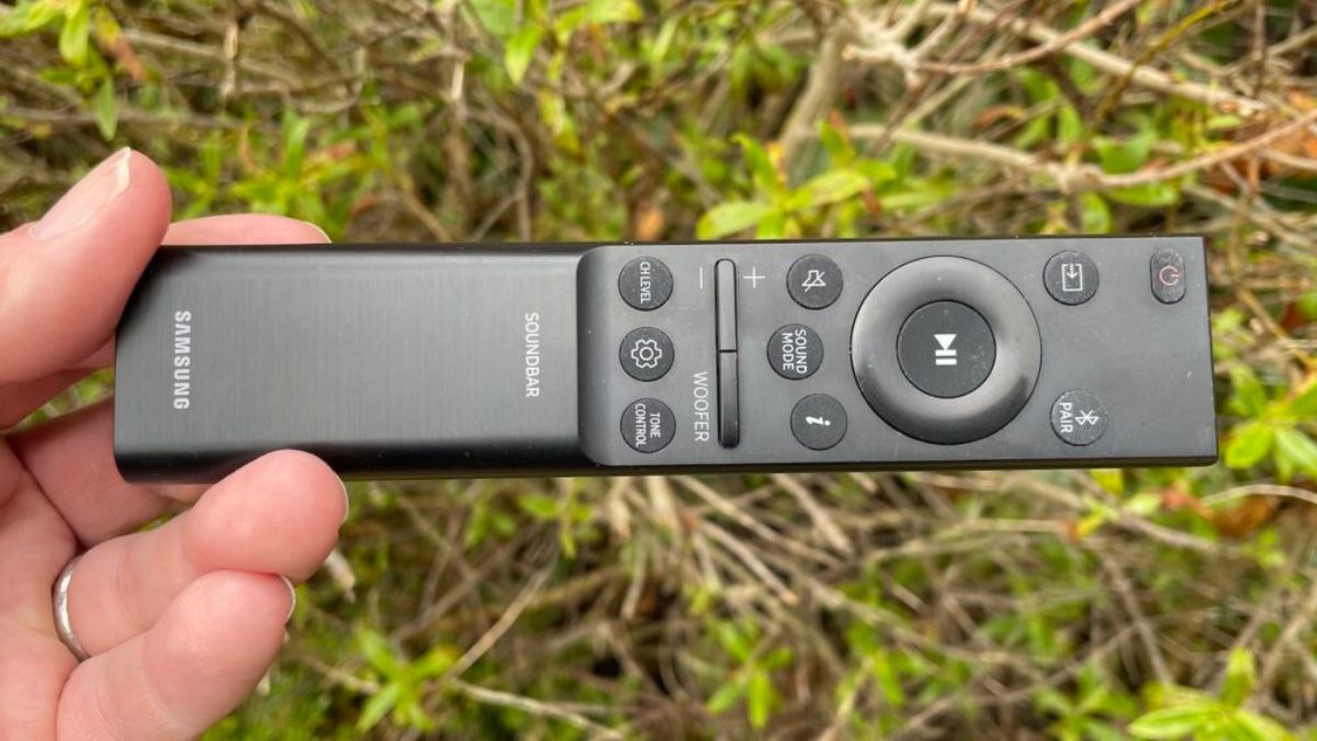 Lưu ý để sử dụng điều khiển tivi Samsung bền và ít hỏng