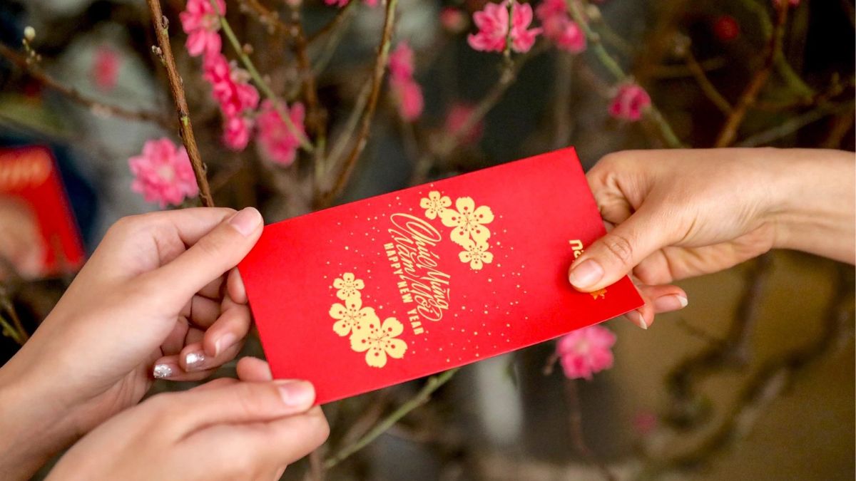 Lên danh sách lì xì và quà biếu Tết hợp lý