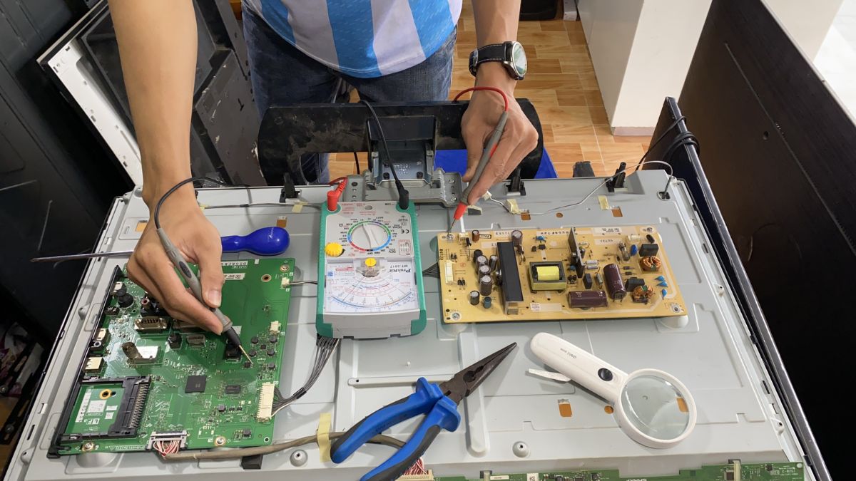 Khi nào nên mang tivi Samsung bị mất tiếng đi sửa?