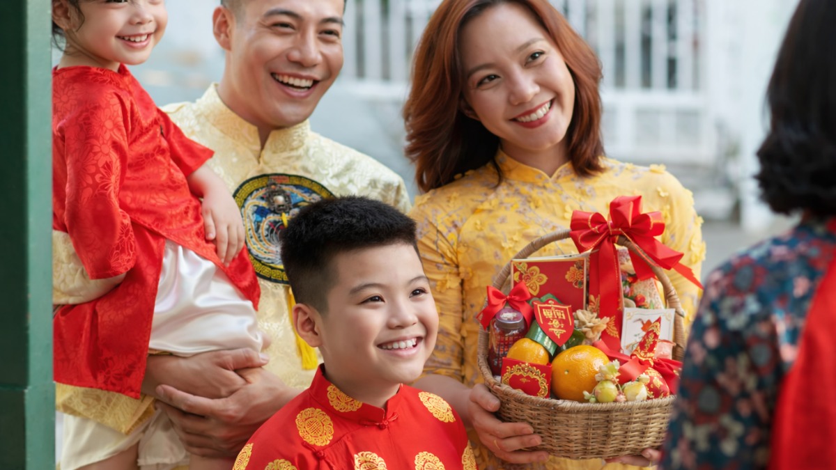 Xu hướng tiêu dùng Tết ngày càng ưu tiên quà thiết thực