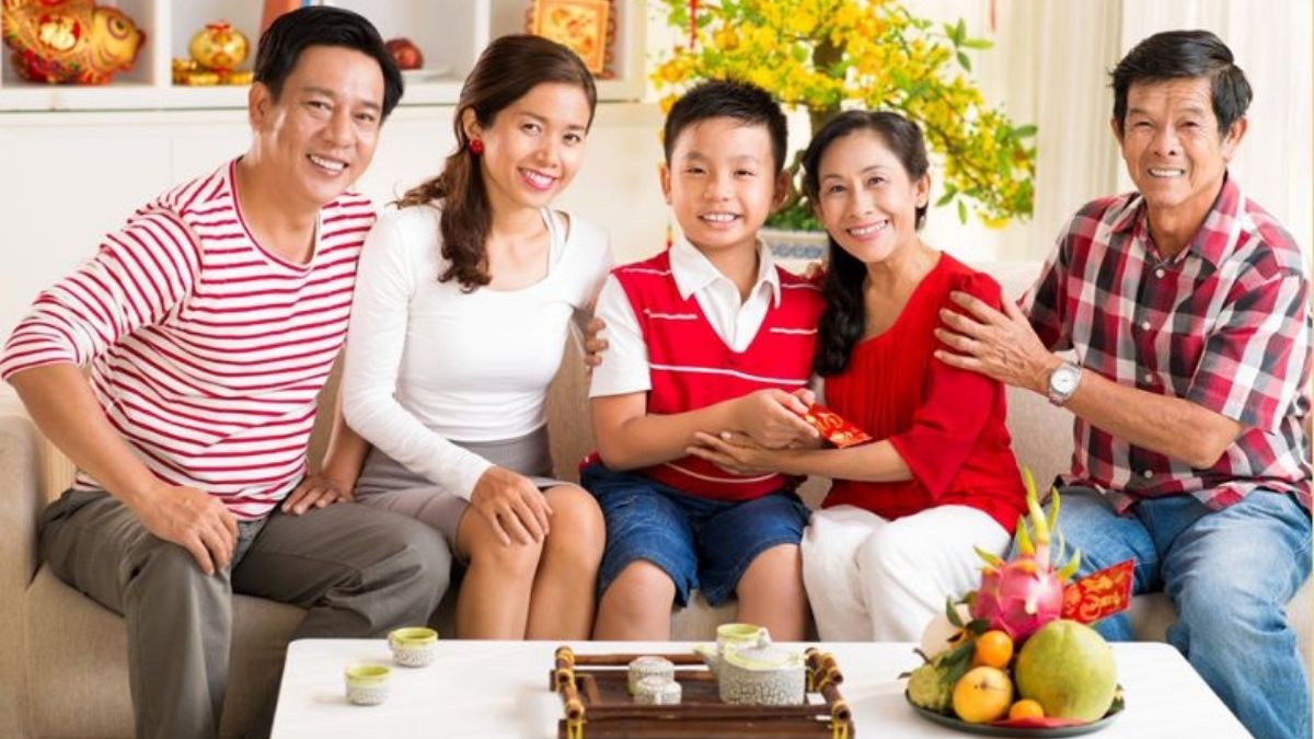 Việc dọn dẹp nhà ngày Tết còn có ý nghĩa xóa bỏ âu lo, muộn phiền năm cũ