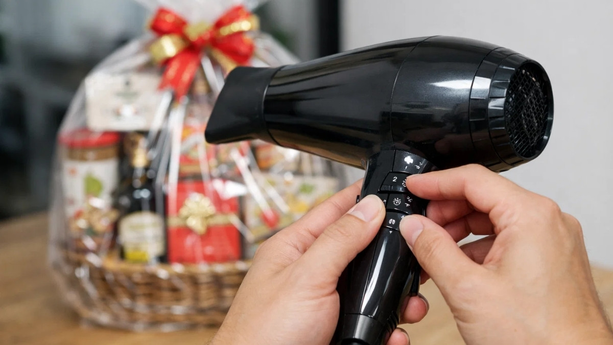 Điều chỉnh nhiệt độ và gió máy sấy