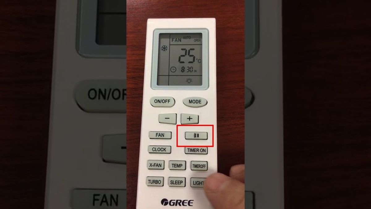 Cách chỉnh hướng đảo gió 