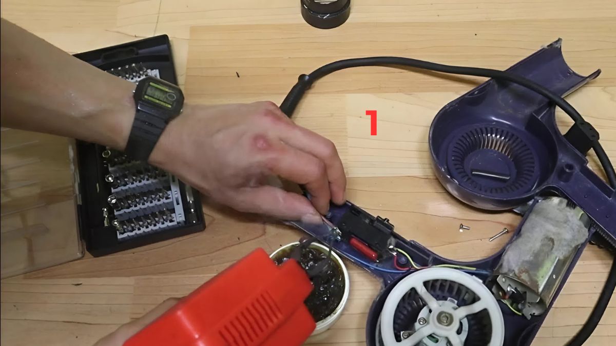 Hướng dẫn cách sửa máy sấy tóc không chạy tại nhà