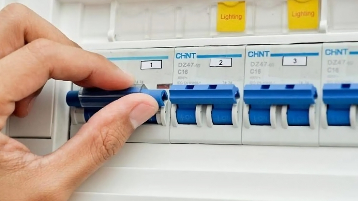 Cách vệ sinh máy lạnh tại nhà từng bước