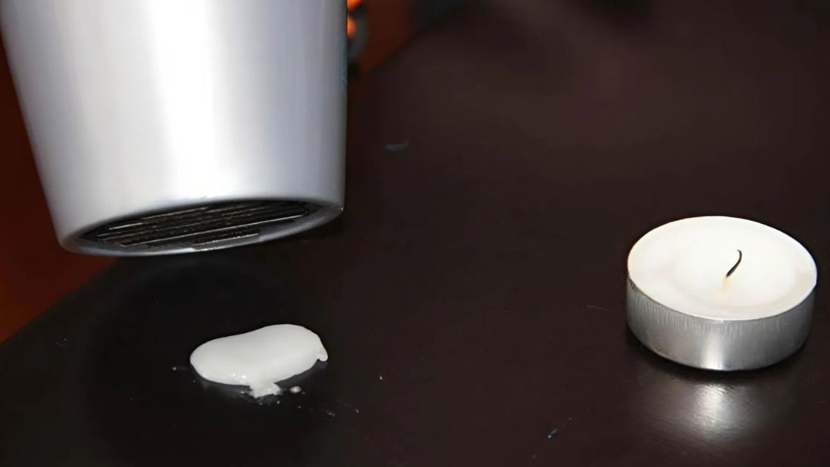 Loại bỏ sáp nến bám trên bề mặt