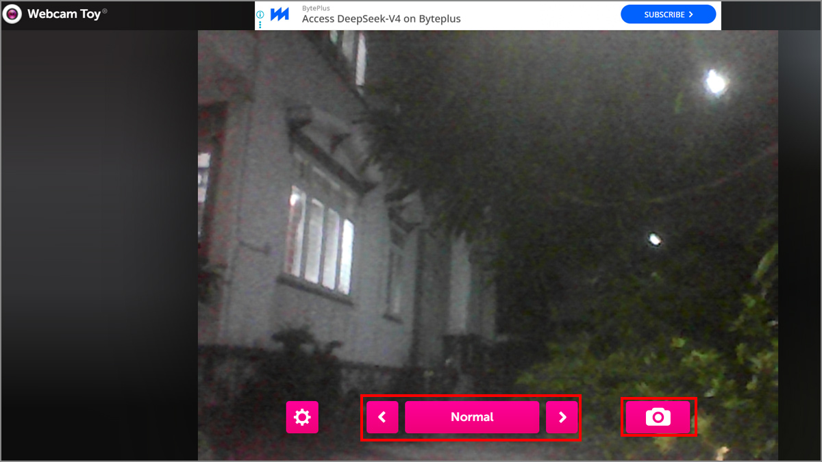 Cách chụp ảnh có filter bằng Webcam Toy bước 3