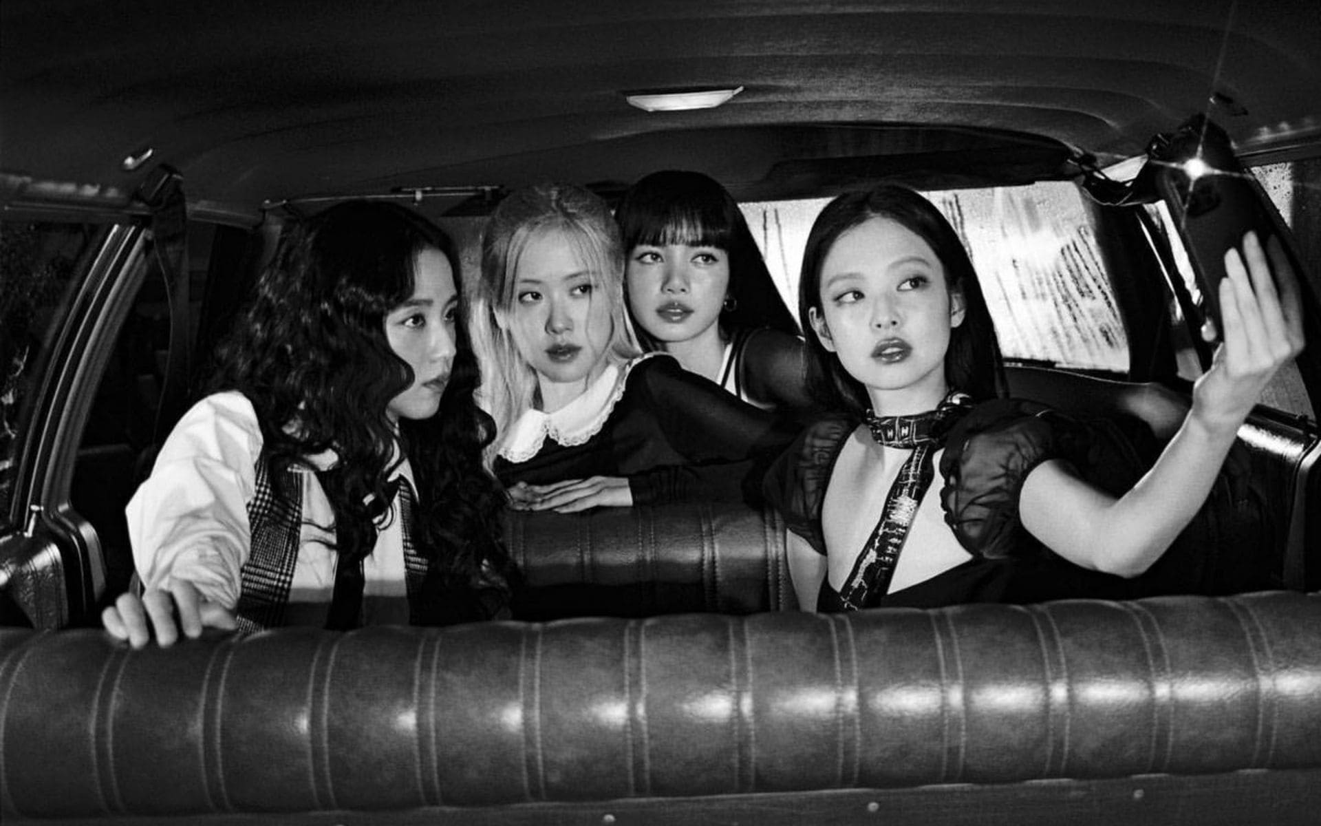 Hình nền BLACKPINK aesthetic trắng đen