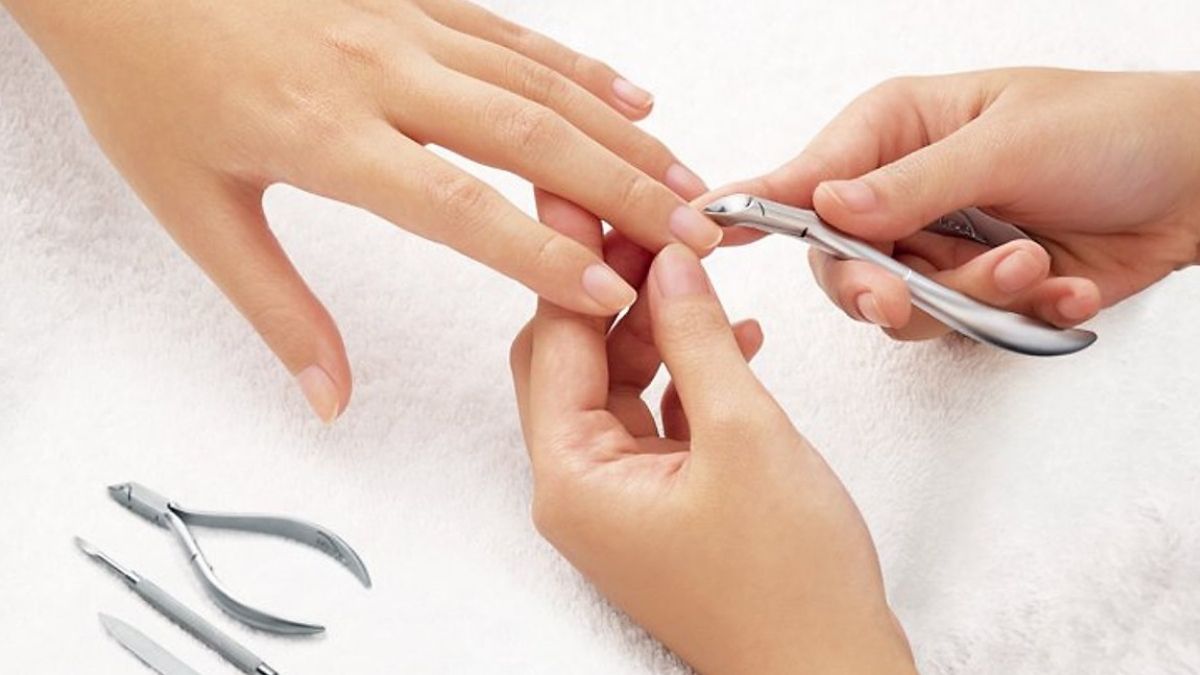 Hướng dẫn làm khô sơn gel bằng máy sấy tóc