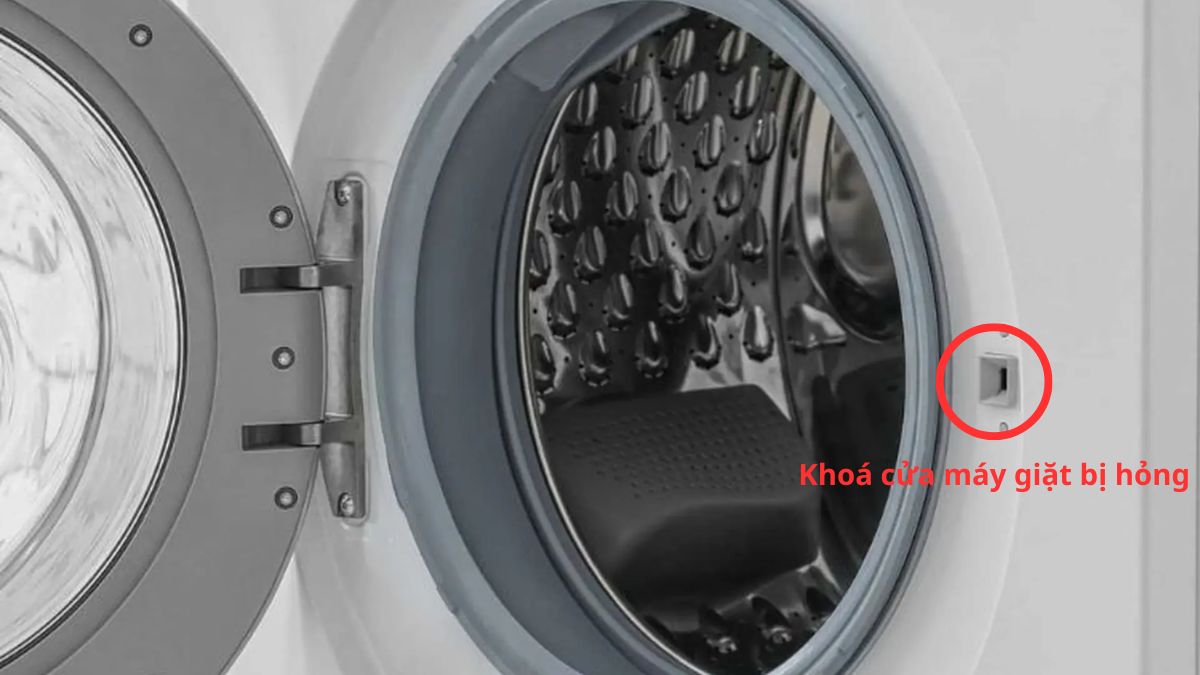 Máy giặt LG lỗi dE do khóa cửa hỏng