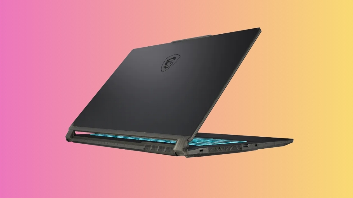 Laptop chơi Liên Minh MSI Cyborg 15