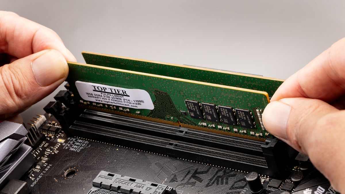 Cách khắc phục laptop Dell nháy đèn cam liên tục tại nhà