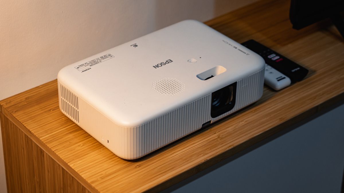 Máy chiếu Epson CO-FH02
