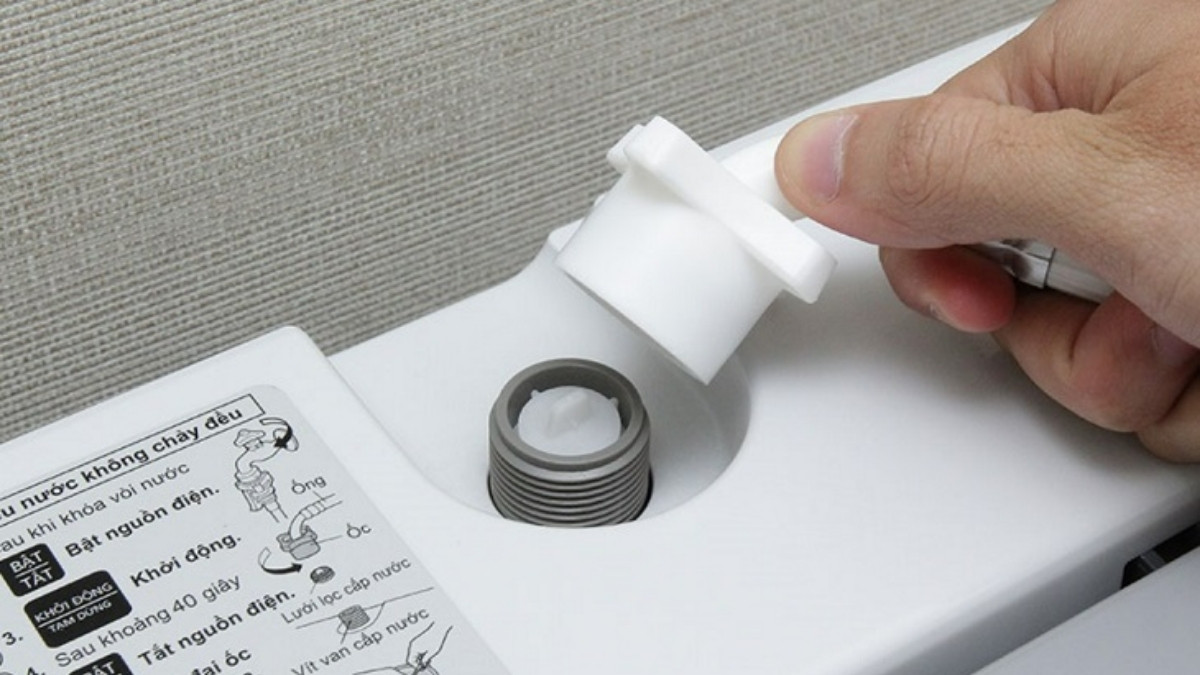 Van cấp nước bị nghẽn